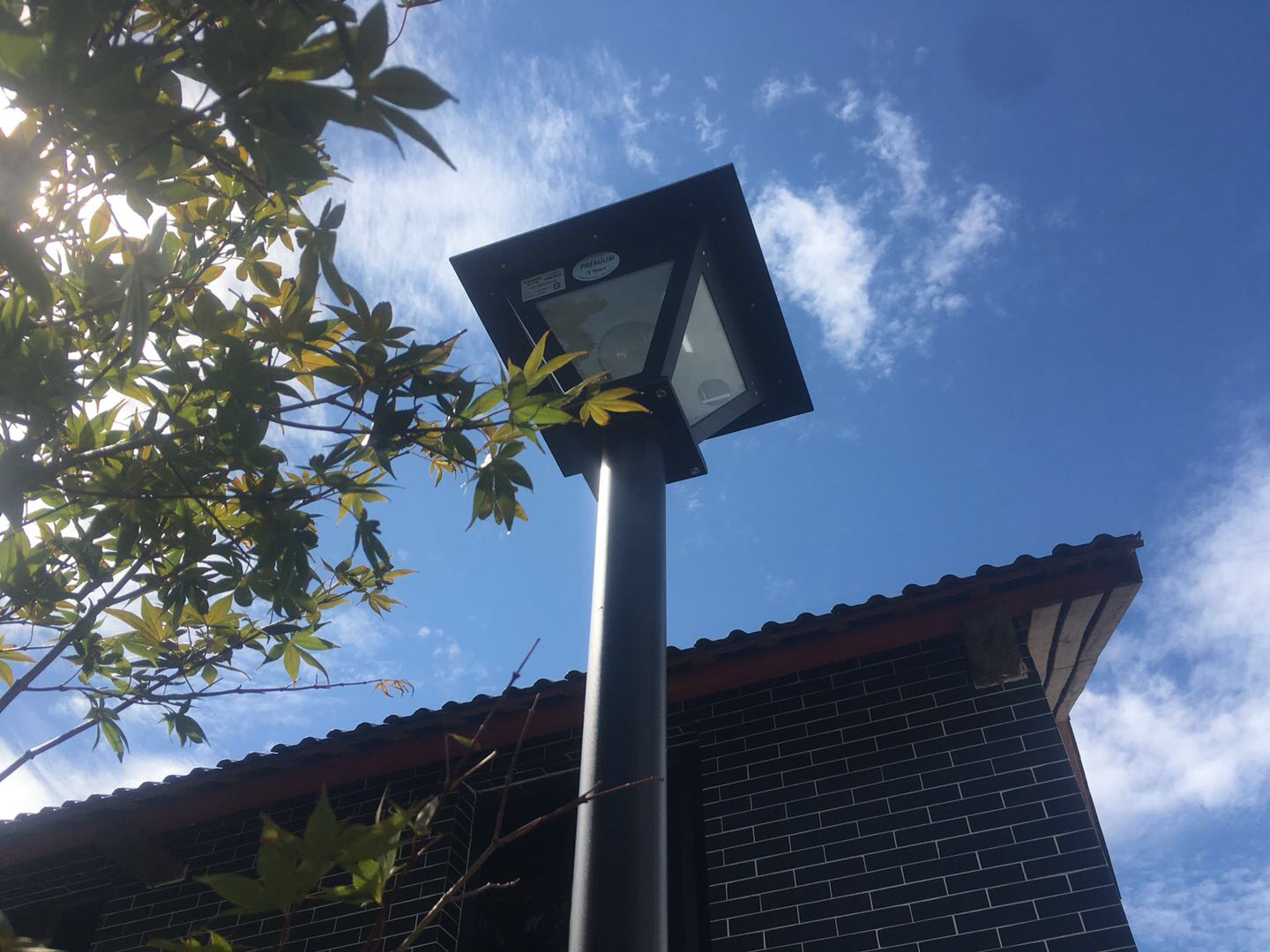 太陽能庭院燈.jpg