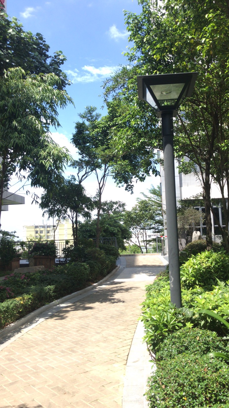 太陽能庭院燈.jpg