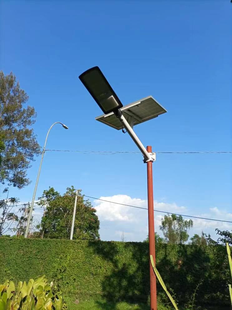 太陽能路燈.jpg